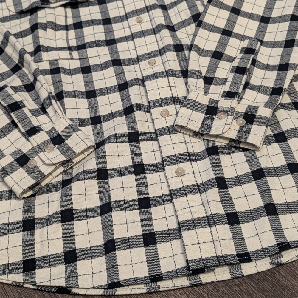 NWT - Filson Men's Alaskan Guide Flannel Shirt in Black & White Plaid XL - Picture 9 of 11